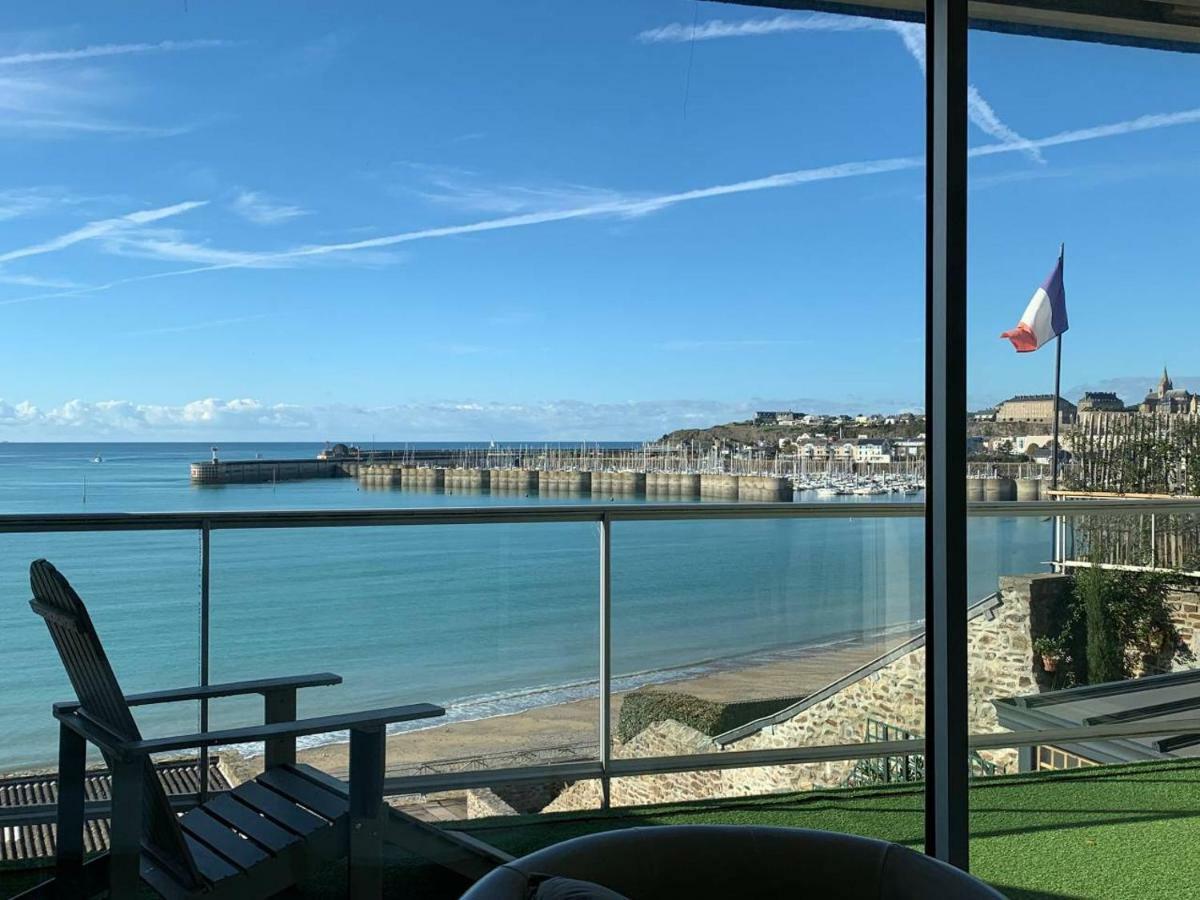 Un Balcon Sur La Mer, Acces Direct A La Granville
