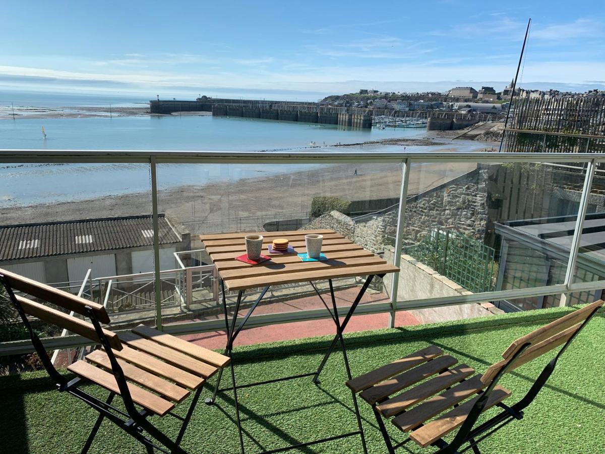 Un Balcon Sur La Mer, Acces Direct A La * Granville